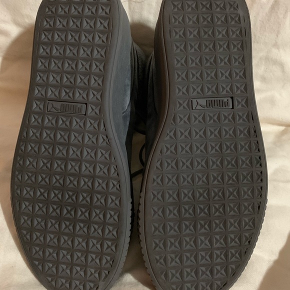 Puma gray velvet high tops size 9 - Picture 6 of 8